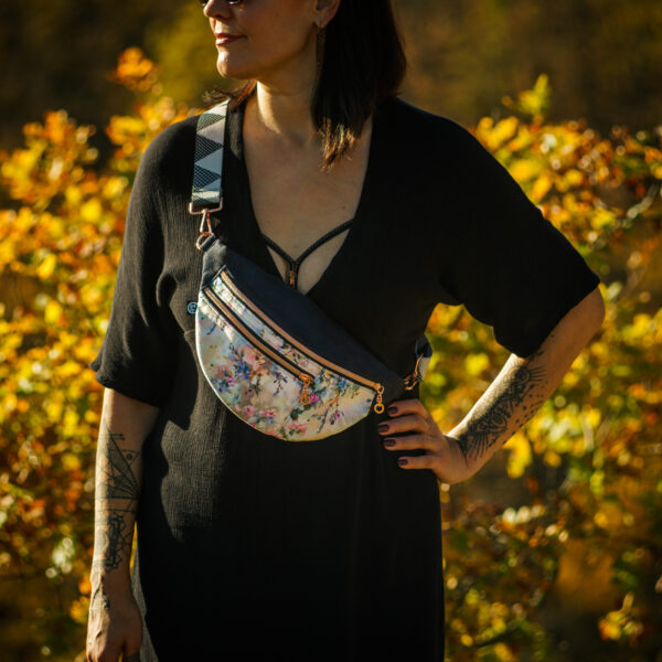 Serene Garden Semiš BOOMbastic Bag